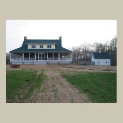Exterior 106.jpg